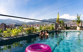 Los Patios Cool Living